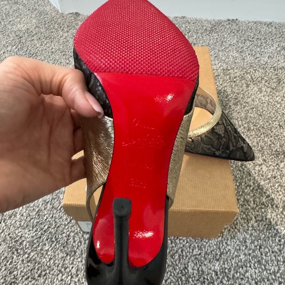 Authentic Louboutin heels. - Picture 7 of 7
